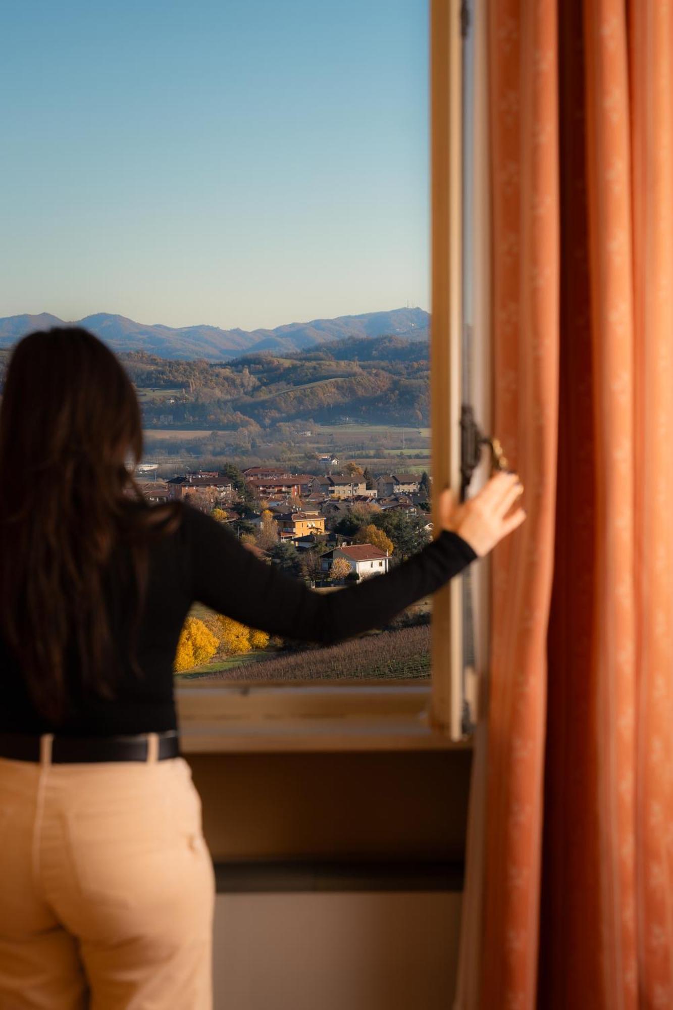 Hotel Villa La Bollina Serravalle Scrivia Kültér fotó